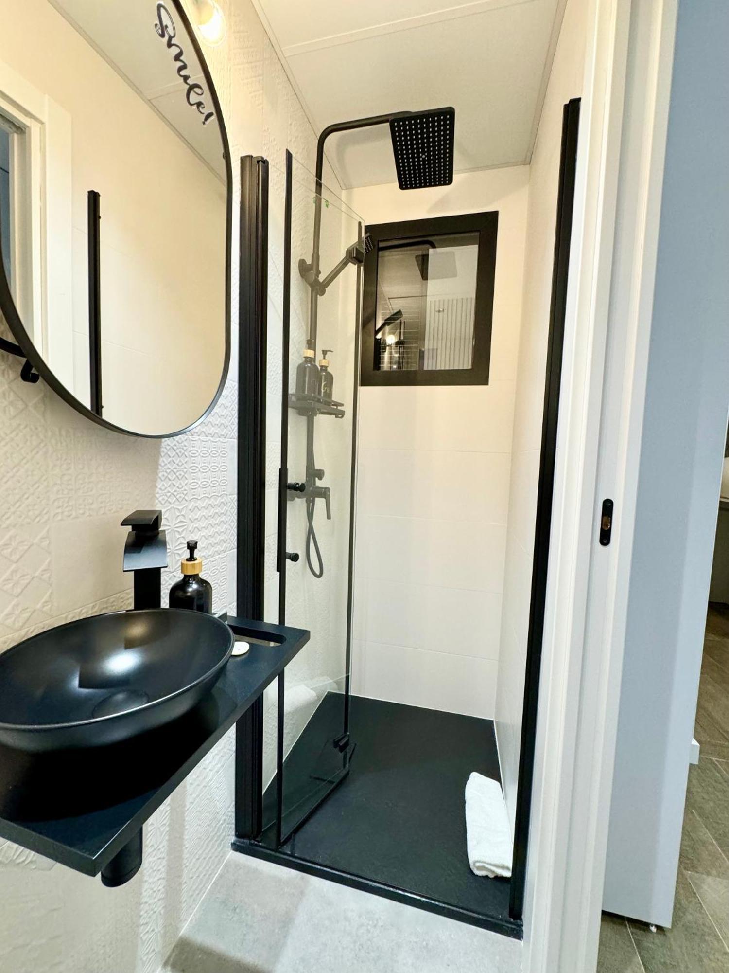 Luxury Flat City Center Full Equipe Non Touristic Madrid Esterno foto